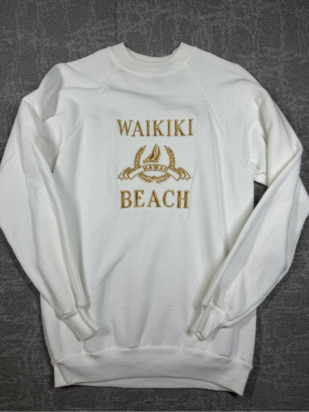Vintage 90s White Wakiki  Beach Hawaii Crewneck Size Small